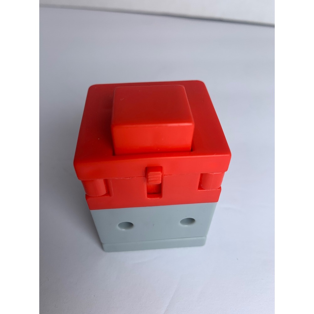 McDonalds Soda Fountain Robot Transforming Happy Meal Toy 2026 - Picture 4 of 7